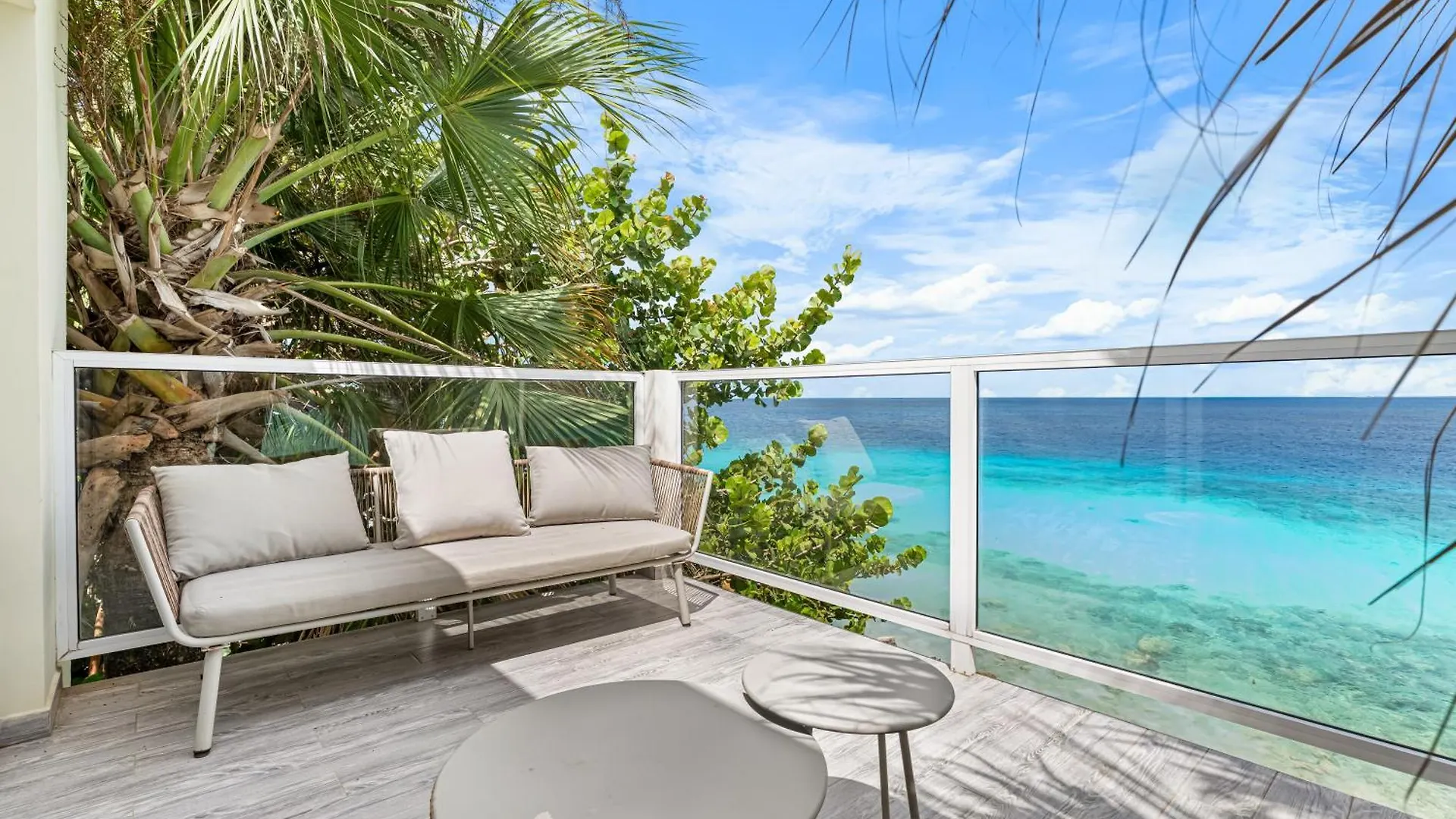 Boutique Hotel Bougainvillea Kralendijk 4*,  Bonaire, Sint Eustatius en Saba